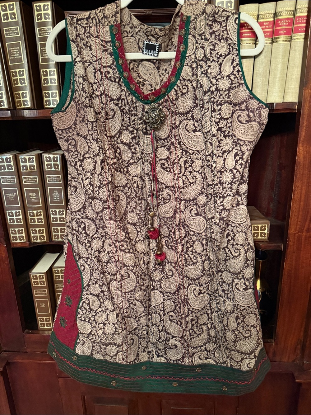 Boho Paisley Sleeveless Tunic Top - Brown & Cream with Green Trim kantha type.